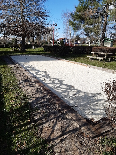 Terrain de pétanque Saint-Mariens
